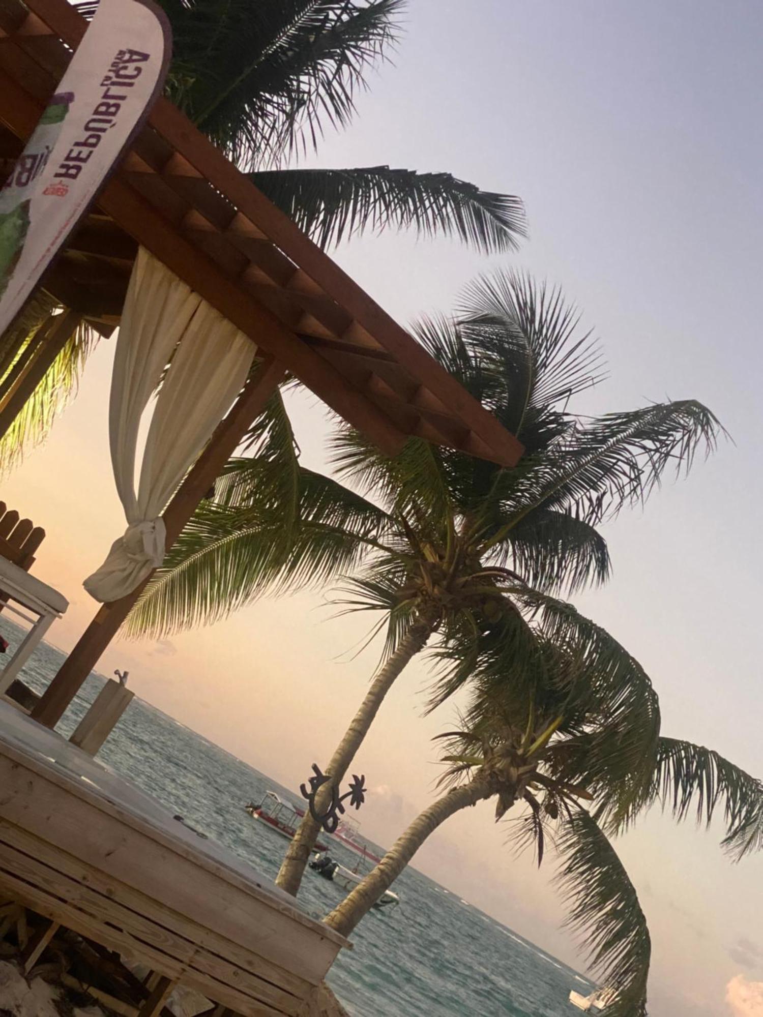 Madonna Pool Beach Los Corales Punta Cana Luaran gambar