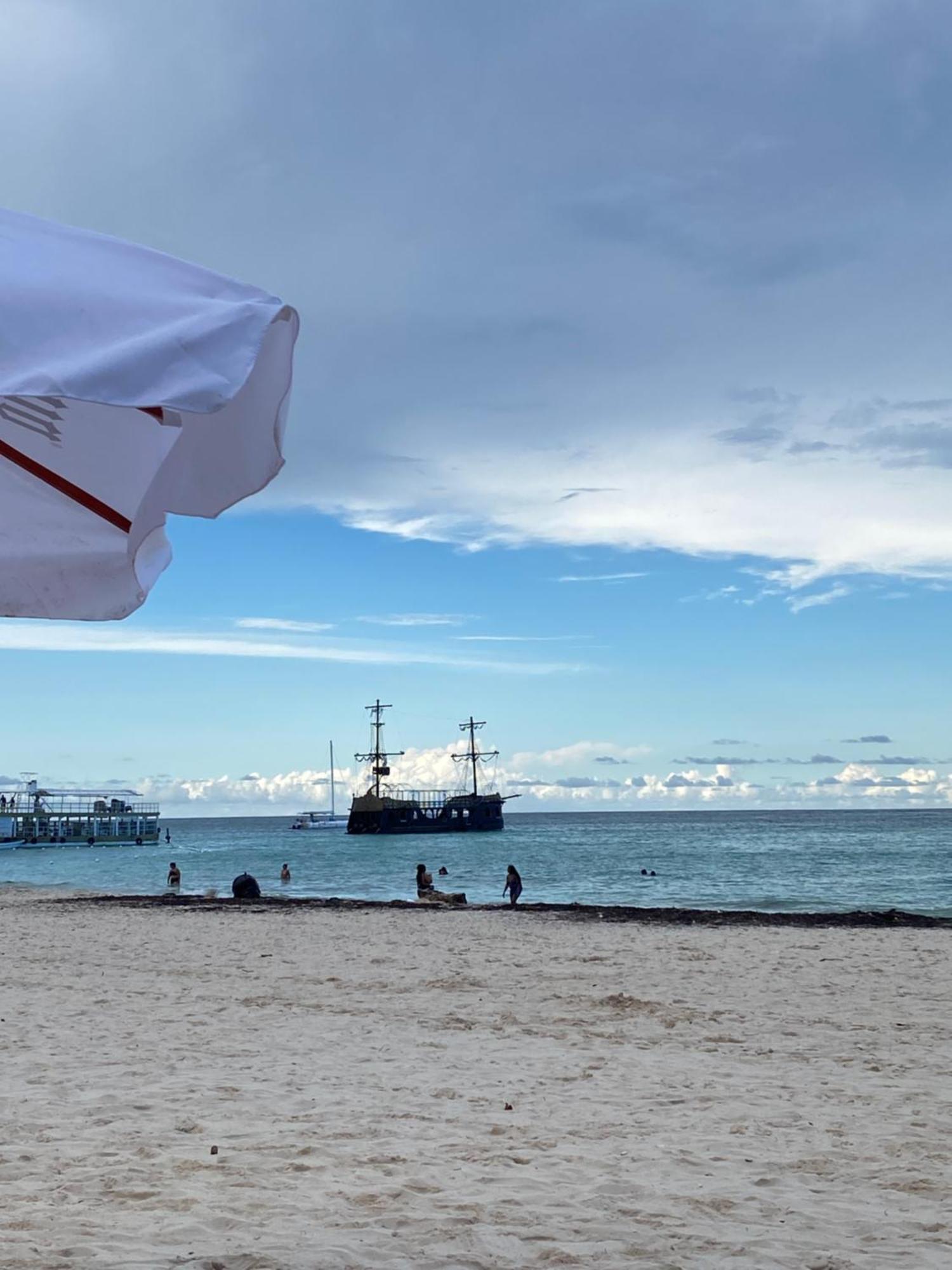 Madonna Pool Beach Los Corales Punta Cana Luaran gambar