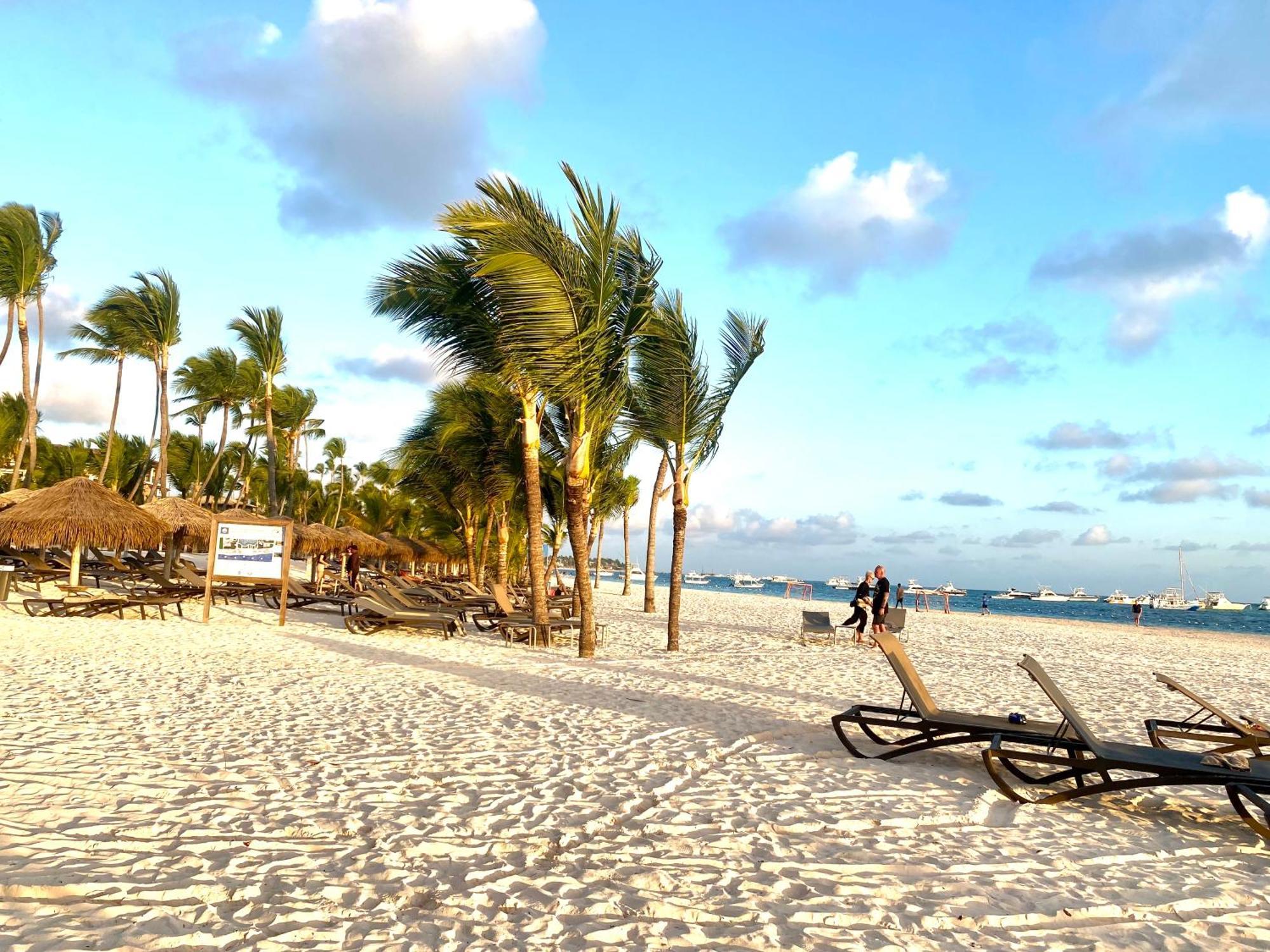 Madonna Pool Beach Los Corales Punta Cana Luaran gambar